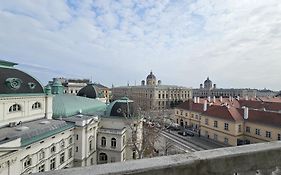 Hotel Pension Museum